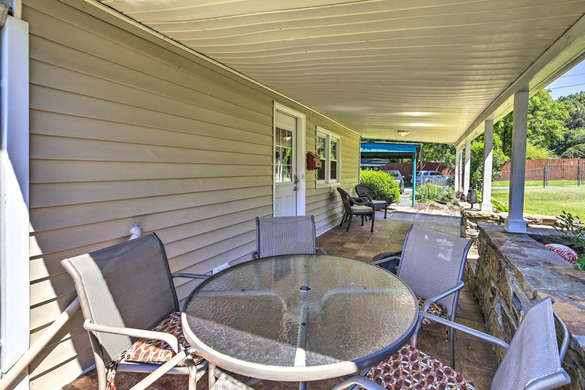 Cozy Damascus Cottage With Porch And Trail Access! Exterior foto